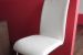 Biela stolička, vzhľad kože obrázok 1